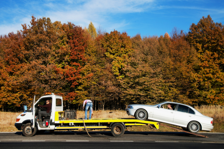 Read more about the article Towing Services: Choosing Safe & Reliable Towing Help